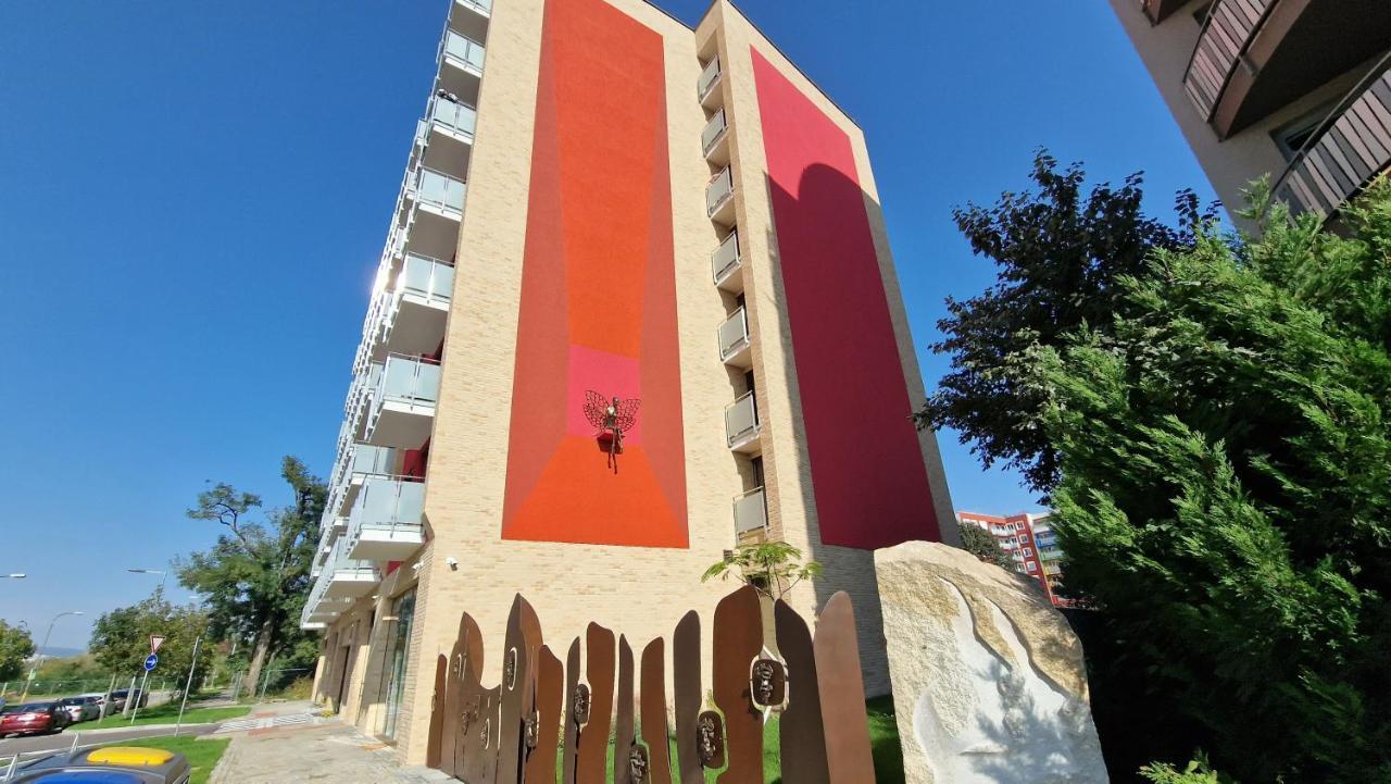 Luxo 2 Room Apartments By Bratislavatrip Exterior photo