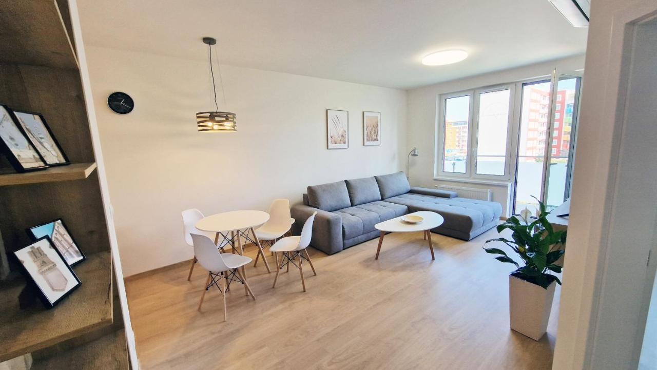 Luxo 2 Room Apartments By Bratislavatrip Exterior photo